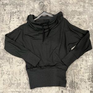 NWOT lululemon sweatshirt grey size 6